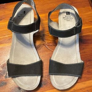 Black White Mountain Wedge Strap Sandal